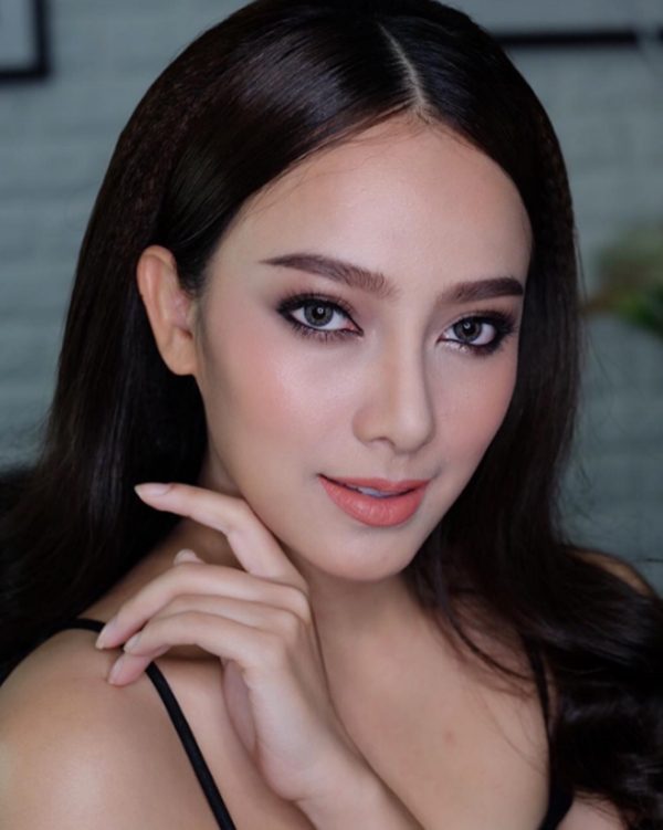 เปรี้ยว ทัศนียา การสมนุช เปรี้ยว ทัศนียา การสมนุช