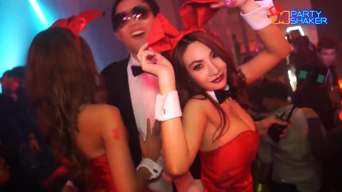 Playboy’s Gothic Halloween Party 2014 : Party Shaker