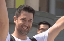 คู่รักชายรักชาย ได้สิทธิ์ดูแล “น้องคาร์เมน”