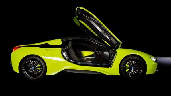 i8 Roadster LimeLight Edition