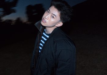 RICH BRIAN ประกาศส่งอัลบั้มใหม่ WHERE IS MY HEAD? กำหนดวางแผงวันที่ 23 พฤษภาคม พร้อมปล่อยซิงเกิลใหม่และมิวสิกวิดีโอเพลง “LITTLE RAY OF LIGHT”