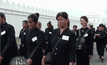 พสกนิกรเนืองแน่น เข้าสักการะพระบรมศพ