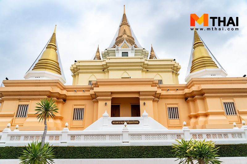 พระมหาธาตุเจดีย์ศรีพุทธปาพจน์ 