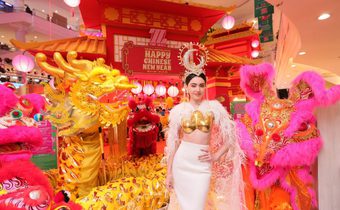 “ใหม่-ดาวิกา” เทพธิดาแห่งดวงจันทร์ ร่วมส่งความเฮง โชคดีรับปีเถาะ ในงาน “THE MALL SHOPPING CENTER HAPPY CHINESE NEW YEAR”