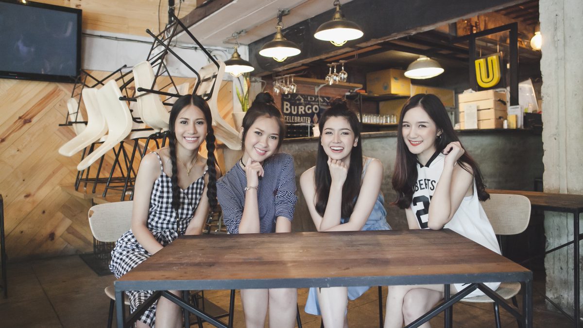 4สาวแนะนำร้านน่านั่งย่านลาดพร้าวกับร้าน SORKORSOR ART & MUSIC CAFE