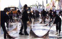 ปชช.ร่วมกิจกรรม “บิ๊กคลีนนิ่งเดย์”ที่สนามหลวง