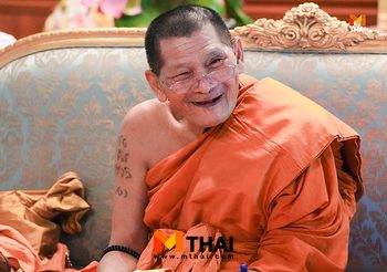 ประวัติ หลวงปู่ศิลา สิริจันโท ตำนานปิดทองหลังพระ