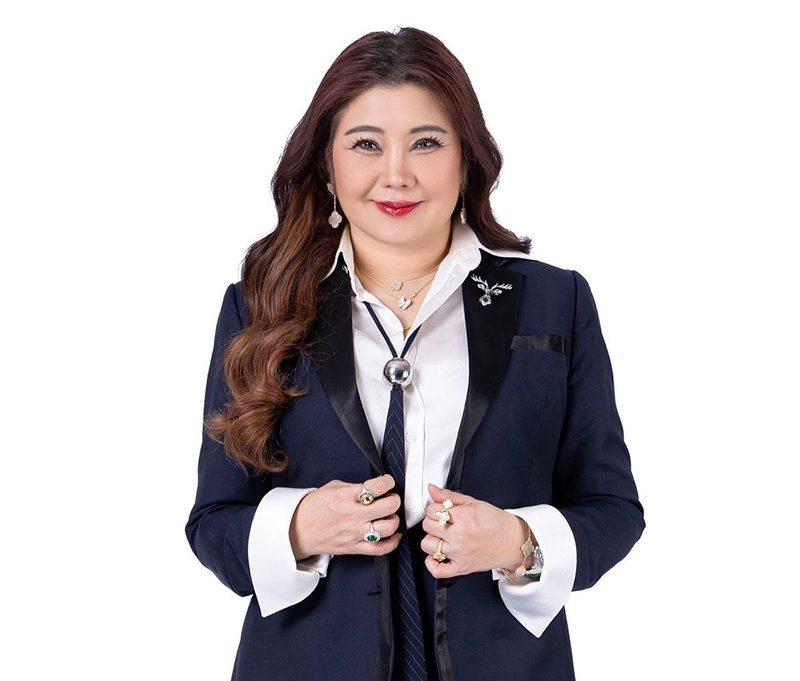 นางสาวปณิตา ชินวัตร รองผู้อำนวยการ รักษาการแทนผู้อำนวยการสำนักงานส่งเสริมวิสาหกิจขนาดกลางและขนาดย่อม (สสว.)