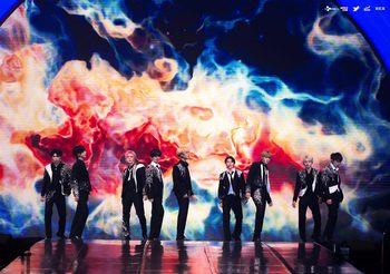 สุดอบอุ่น! “ZEROBASEONE” คอนเสิร์ตครั้งแรกในไทย แฟนไทยฟิน Production ปัง สมมงไอคอนแห่งเจน 5