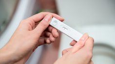 ท้อง ไม่ท้อง รู้ผลชัวร์! วิธีใช้ที่ตรวจการตั้งครรภ์ ที่ถูก ต้องทำแบบนี้