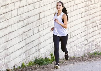 5 ประโยชน์ของการวิ่ง กิจกรรมการออกกำลังกายที่ง่ายเเละดีต่อสุขภาพ