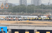 ประท้วงปิดรันเวย์สนามบินลอนดอนซิตี้