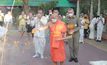 เชิญคนไทยร่วมสร้างบุญใหญ่ถวายพระ 12,600 องค์ทั่วศรีลังกา