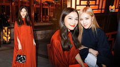 มิว นิษฐา สวยสง่ามาดนางพญา เฉิดฉายนั่งฟรอนต์โรว์ ชมโชว์ Valentino