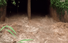 น้ำป่าไหลหลากท่วมหมู่บ้านในจ.น่าน