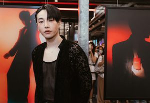 แฟนคลับปลื้ม เป๊ก ผลิตโชค เปิดตัว THE MEMORY OF COLOUR SOUL EXHIBITION BY PALITCHOKE ใจกลางสยามเซ็นเตอร์
