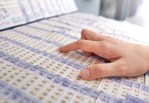 ตรวจหวยออนไลน์ อัปเดตผลครบทุกงวด เช็กเลขไว รู้ผลทันที