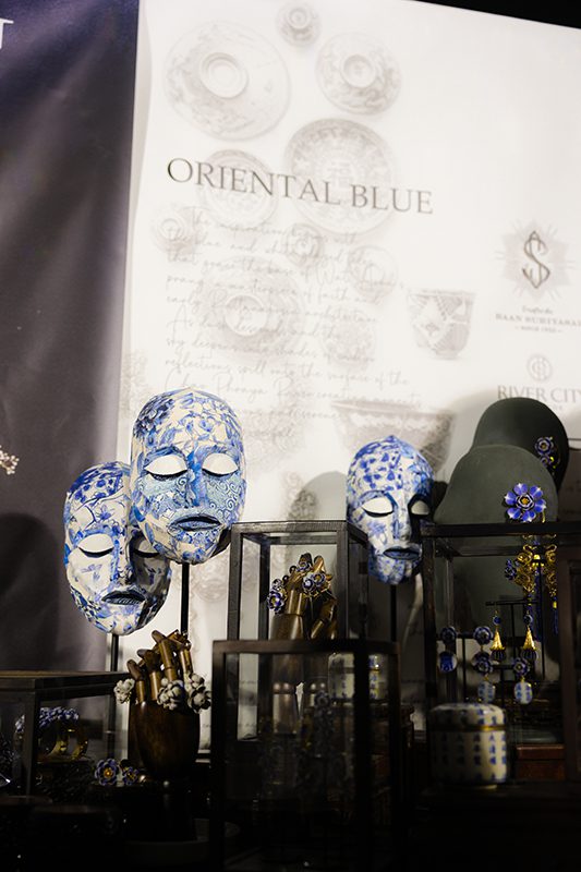 กระเบื้องลายคราม