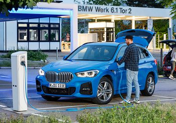 10 เรื่องน่ารู้เกี่ยวกับการพัฒนา “แบตเตอรี่รถไฟฟ้า” ของ BMW
