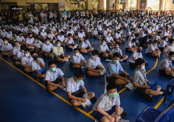 ‘รัฐบาล’ แจงโอนแล้ว 2.17 หมื่นล้านบาท เร่งเยียวยานักเรียน-นักศึกษา