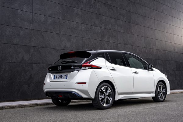 Nissan Leaf10