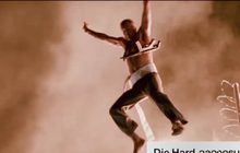 Die Hard ฉลองครบรอบ 30 ปี จัดฉายใต้เงาตึก Nakatomi Tower