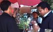 พ่อค้าหัวใสขายไอศกรีม พร้อมเปิดเช่าบูชาพระเครื่อง