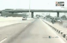 คลิปนาทีเบนซ์ชนท้ายเก๋งฟอร์ดไฟลุกท่วม