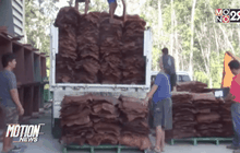 รองนายกฯ กำชับหน่วยงานคุมราคาสินค้าเกษตรใกล้ชิด