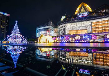 ไอคอนสยาม จุดประกายความสุขปลายปี ด้วยมหัศจรรย์แสงสีสุดตระการตา “ICONSIAM Bangkok Illumination 2025: The Thaiconic Lighting Symphony” แลนด์มาร์กต้นคริสต์มาสริมเจ้าพระยา