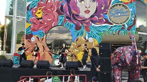 การท่องเที่ยวแห่งประเทศไทยร่วมสนับสนุนการจัดกิจกรรมกับตลาดล้านเมือง ร้าน สเตลล่า คาเฟ่ แอนด์ บาร์ และ บิววี่คอลลาเจน ภายใต้กิจกรรม Jazz Music Camp In The City