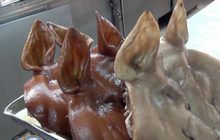 ชุดหัวหมูขึ้นราคา 100 บาท รับตรุษจีน