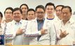 ลือ “พล.อ.ประยุทธ์” นั่ง หน.พปชร. – จัดโผ ครม.ยังไม่ลงตัว