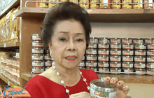 มอบแจ่วบองให้นักเตะทีมชาติไทย ชิงแชมป์เอเชีย