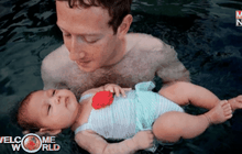 “มาร์ก ซักเคอร์เบิร์ก” สอนลูกสาวว่ายน้ำ