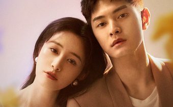 “หลีหมิงซวี่” เปิดเกมจีบ “เหลียงเถียน” ลุ้นคืนดี ซีรีส์กุ๊กกิ๊กสุดละมุน “หมุนรักกลับคืนใจ Fall in Love Again”
