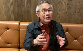 “สุรเดช” ยกมือหนุนแก้รธน. ตั้ง ส.ส.ร.ที่มาจากประชาชน ลดอำนาจ สว. ไม่ให้ตั้งองค์กรอิสระ ให้เป็นหน้าที่ตุลาการเลือกแทน
