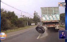 ระทึก ล้อรถพ่วงหลุดกระเด็น เก๋งเสียหาย 2 คัน