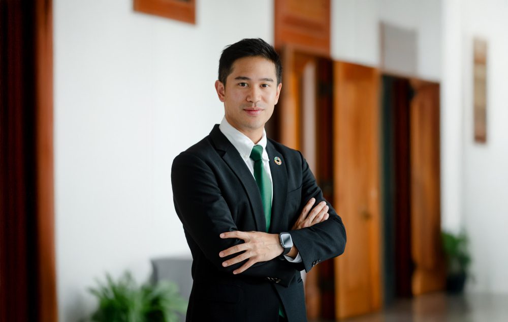 พรพรหม วิกิตเศรษฐ์