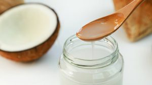 น้ำมันมะพร้าว สารพัดประโยชน์ ที่คุณอาจไม่เคยรู้!!