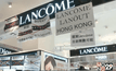 ประท้วง “Lancome” จนต้องปิดร้านในฮ่องกง