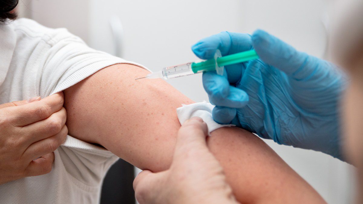 ฉีดวัคซีนโควิด19 พร้อมกับ วัคซีนป้องกันโรคตัวอื่น ได้หรือไม่
