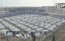 กรีซเปลี่ยนสนามกีฬาเป็นค่ายลี้ภัย