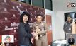 คุมตัว “เสก โลโซ” ดำเนินคดี สภ.พรหมคีรี