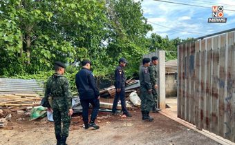 “ฉก.ลาดหญ้า” กกล.สุรสีห์ พร้อมฝ่ายปกครอง สนธิกำลัง สำรวจพื้นที่ปิดช่องทางธรรมชาติ ขนสิ่งผิดกฎหมายผ่านทางบ้านเรือนประชาชน