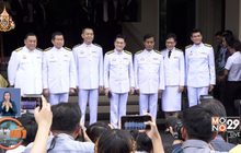 ​รัฐมนตรีใหม่ ทยอยเข้าทำเนียบวันแรก