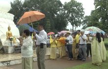 ประเพณีเปลี่ยนผ้าห่มพระคู่บ้านคู่เมืองทองผาภูมิ