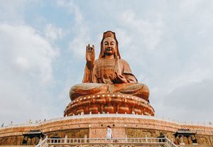 เจ้าแม่กวนอิม เทพเจ้าจีนศักดิ์สิทธิ์ ผู้บันดาลความรักและความสมหวัง