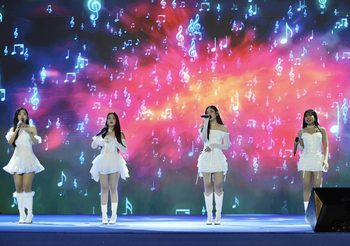 SISMA !! บิน ขึ้นโชว์สเตจไกลถึงเวียดนามในงาน Thai Festival in Hanoi2025.