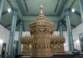 พระโกศมีกี่ประเภท ใช้กับใครบ้าง ?